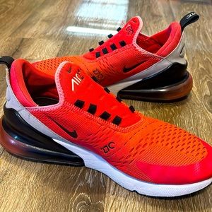 Nike air max 270s Red and Black size 10